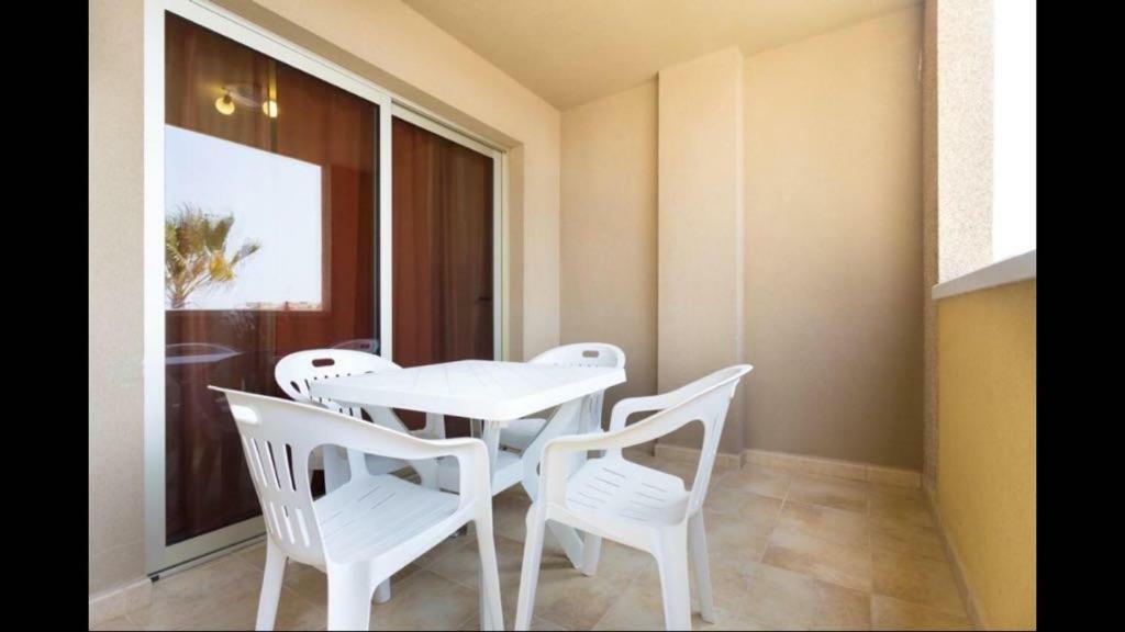 La Perla D14- El Medano, Tenerife Apartment Екстериор снимка